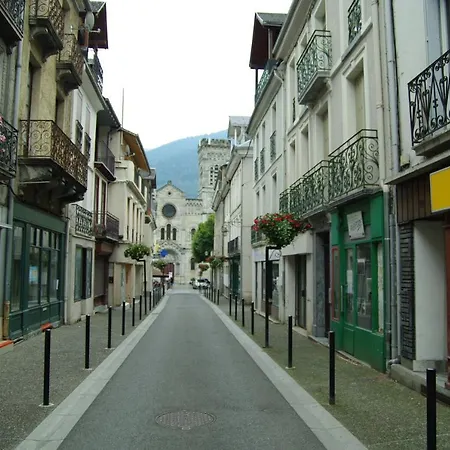 Maison Hyper-centre De Luchon Дом отдыха Bagneres-de-Luchon